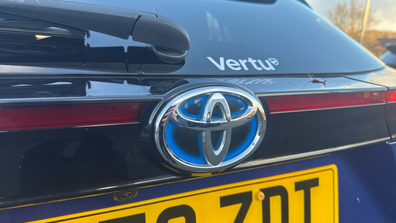 Toyota Yaris Cross 1.5 Hybrid Design 5dr CVT Hybrid Estate